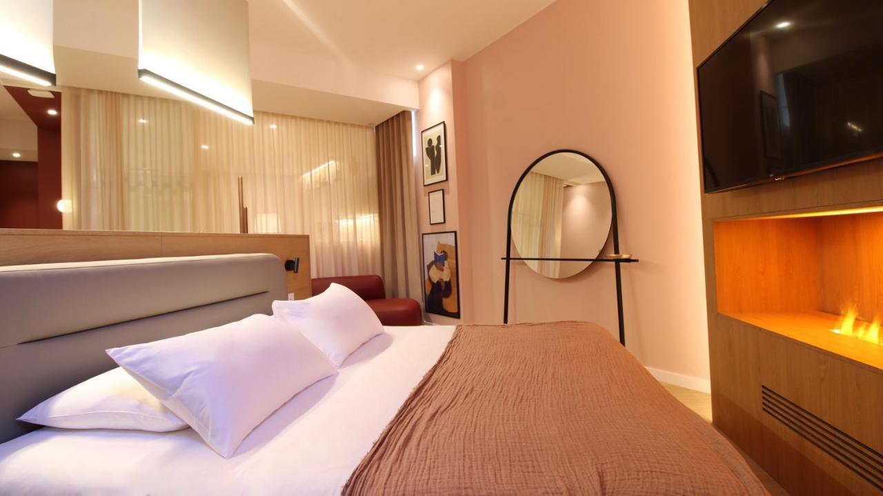 ליון Mihotel Sala מראה חיצוני תמונה
